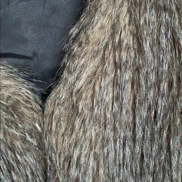 Buffalo faux fur vest - Picture 3 of 5